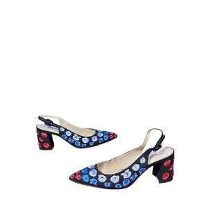 Women's Anne Klein short heel size 9.5